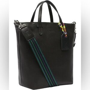 EVIE ESSENTIAL TOTE